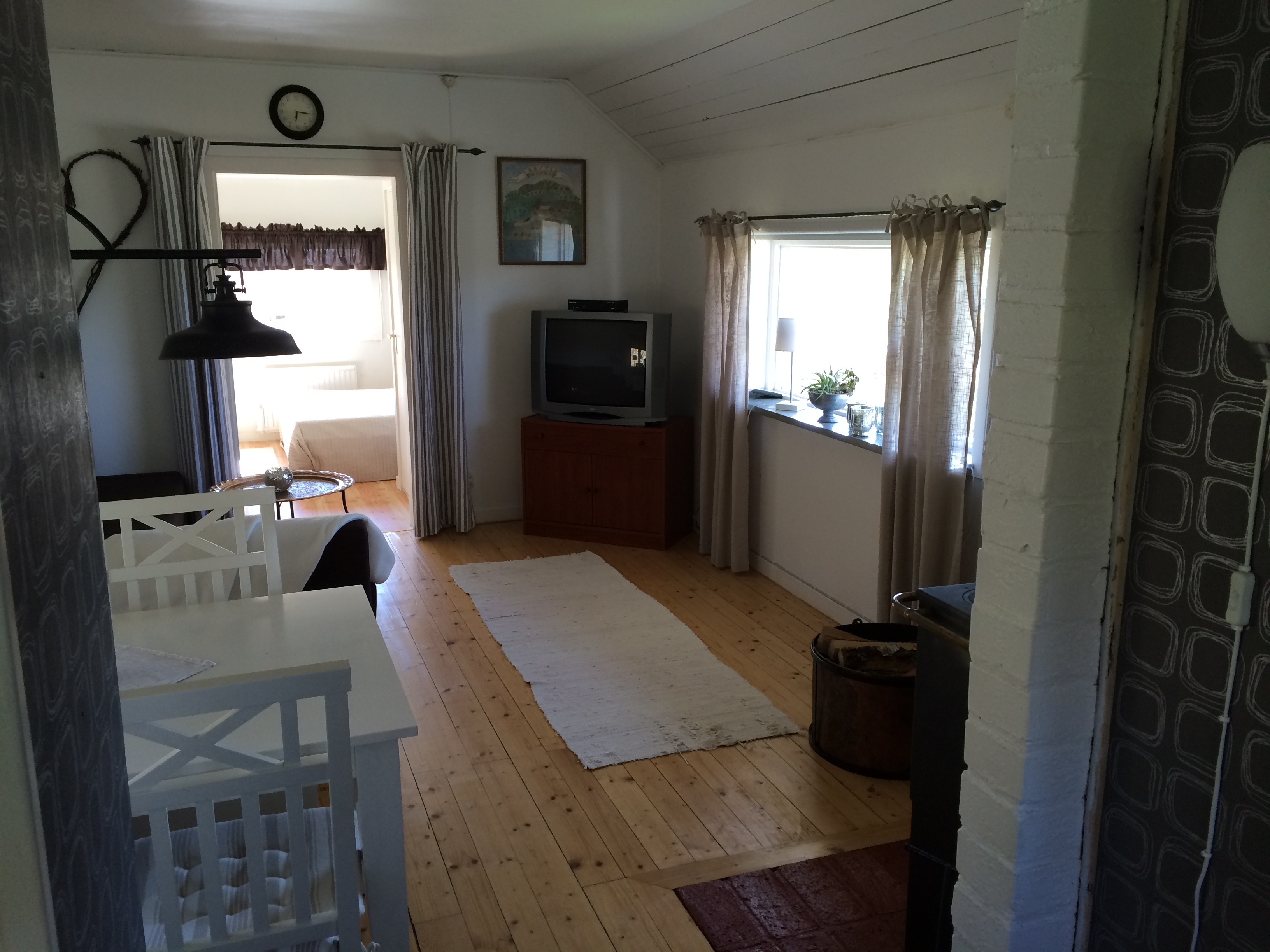 Holiday home sweden, Ãstergötland, 59994 Ãdeshög: "röd stuga"